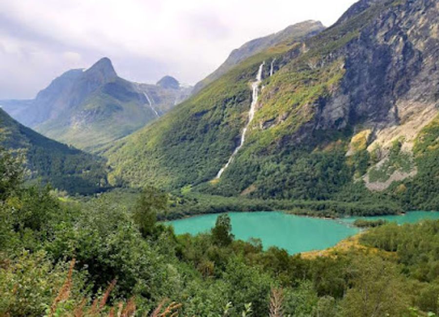 Experience the breathtaking beauty of Jostedalsbreen National Park, home to Europe's largest glacier and stunning natural landscapes, perfect for outdoor adventures.