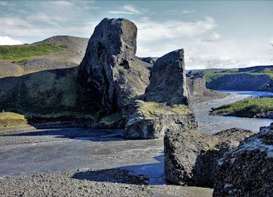 Discover the stunning rock formations and tranquil beauty of Hljóðaklettar National Park, a natural wonder in the heart of Iceland.