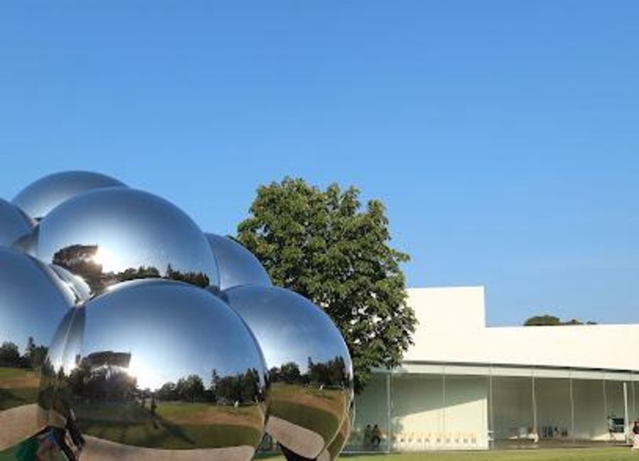 Explore modern artistry at the 21st Century Museum of Contemporary Art, Kanazawa - a cultural gem of Japan's contemporary art scene.