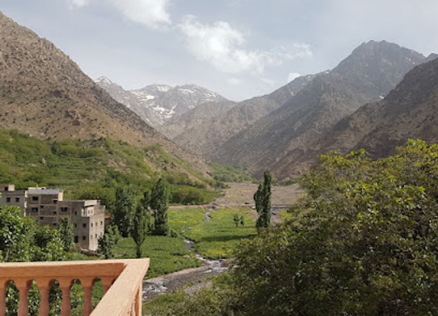 Explore the stunning landscapes of Dar Amdaine, a premier hiking area in Imlil, Morocco, with breathtaking views of the Atlas Mountains and rich local culture.