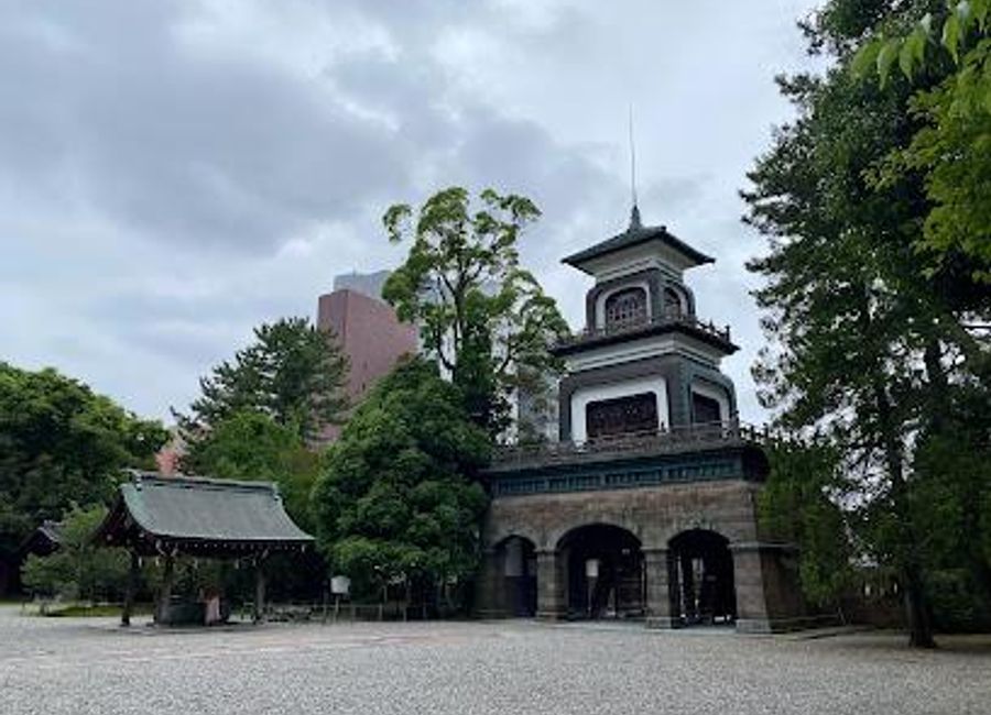 Explore the tranquil beauty and cultural significance of Oyama Shrine, a must-visit Shinto shrine in the heart of Kanazawa, Japan.
