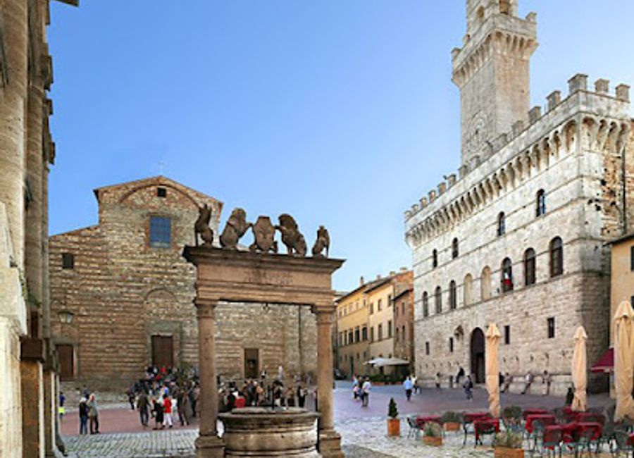 Discover the enchanting secrets of Montepulciano through an engaging treasure hunt that blends history, culture, and adventure in the heart of Tuscany.