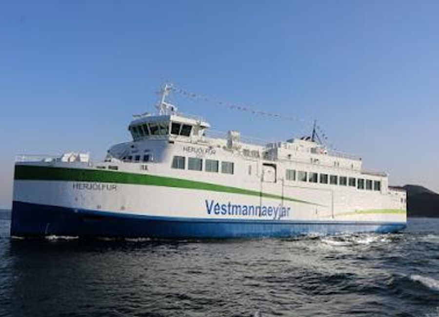 Explore the stunning Vestmannaeyjar islands effortlessly with Herjólfur Ferry, your gateway to Icelandic natural beauty and history.
