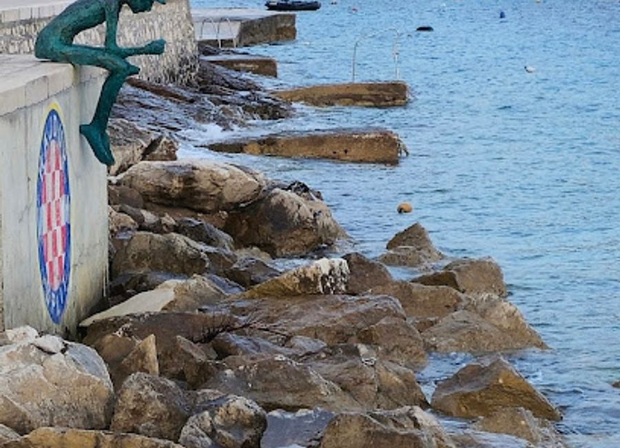 Experience the vibrant culture and stunning landscapes of Hvar Port, a picturesque gateway to Croatia's enchanting islands.