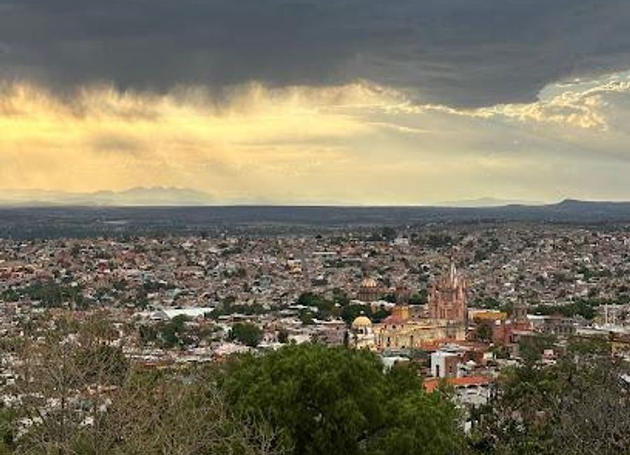 Discover stunning panoramic views at El Mirador in San Miguel de Allende, a scenic spot that showcases the beauty of this enchanting Mexican city.