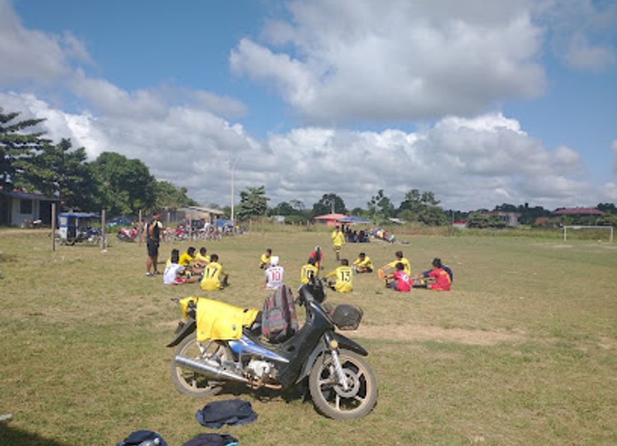 Explore La Joya Park in Puerto Maldonado, a tranquil oasis of nature perfect for relaxation, wildlife spotting, and cultural experiences.