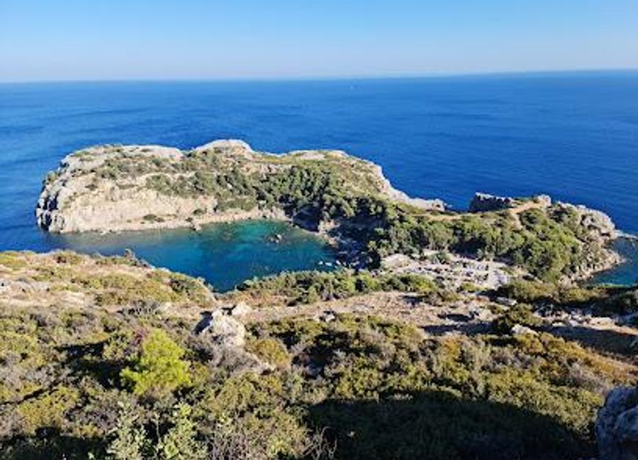 Discover the serene beauty of Anthony Quinn Bay, a hidden gem in Rhodes featuring crystal-clear waters and breathtaking landscapes.