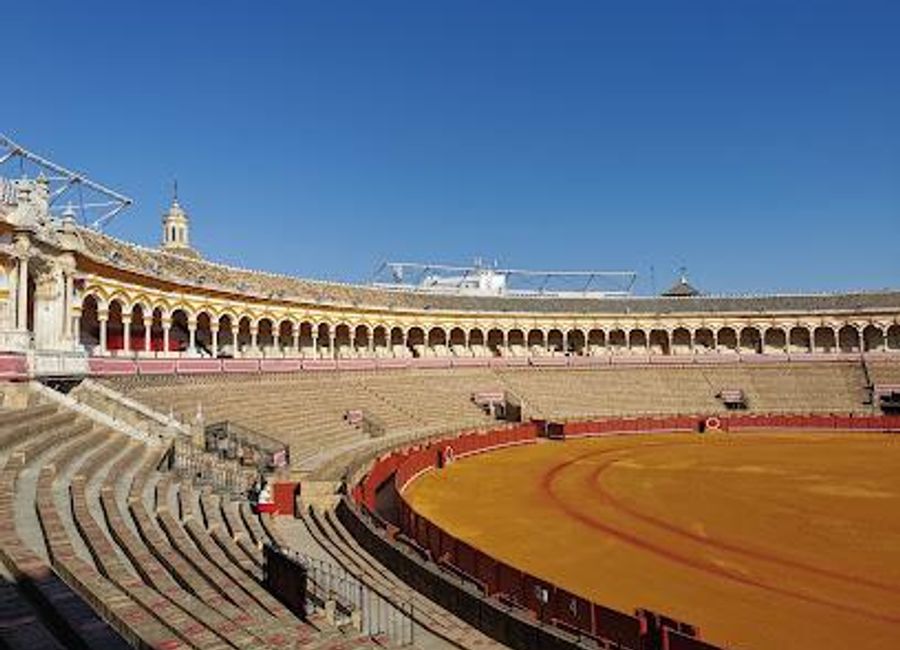 Explore the historic Plaza de Toros de la Real Maestranza de Caballería in Seville, a symbol of Spanish culture and bullfighting tradition.