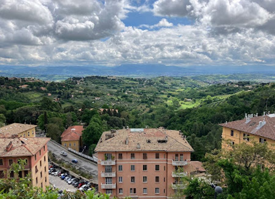 Discover stunning panoramic views and tranquil surroundings at Belvedere alla Via delle Rupe in Perugia, the perfect spot for relaxation and photography.
