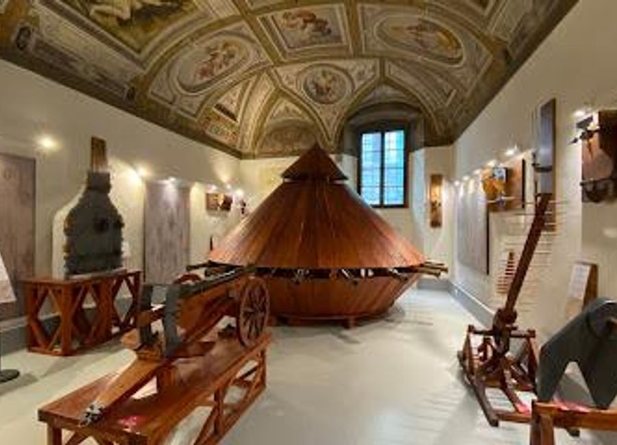 Explore the intersection of art and science at the Leonardo Da Vinci Museum, a must-visit attraction in Florence showcasing the genius of the Renaissance.