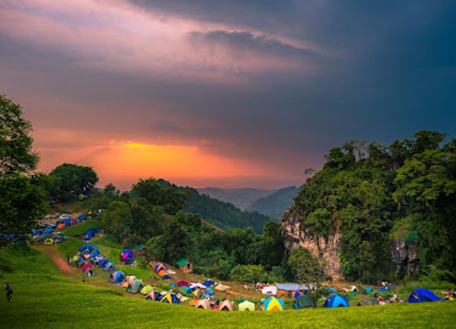 Discover the breathtaking views of Doi Samer Dao, a must-visit tourist attraction in Thailand's Nan province, where nature's beauty captivates every traveler.