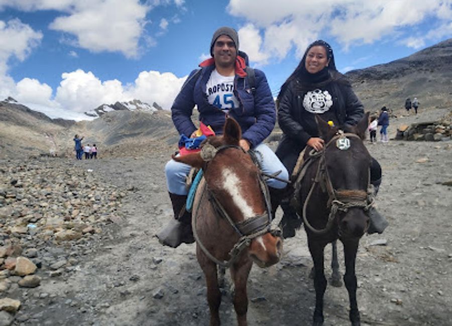 Experience the breathtaking beauty of Glaciar Pastoruri, a majestic glacier in the Andes, renowned for its stunning ice formations and diverse ecosystems.