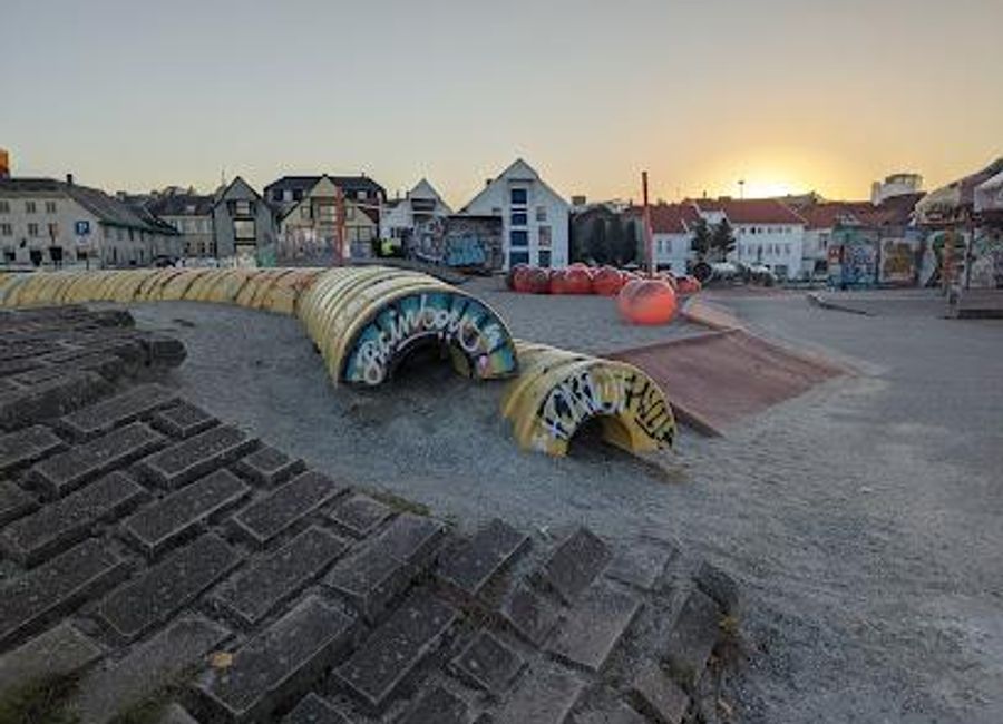 Explore Geoparken in Stavanger for a perfect blend of fun, education, and nature, ideal for families and curious minds alike.