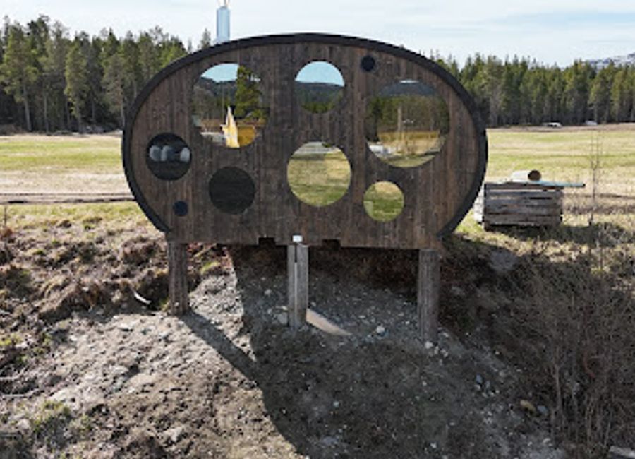 Explore the breathtaking landscapes and authentic experiences at Flatmoen Natur – a must-visit destination in Alta, Norway!