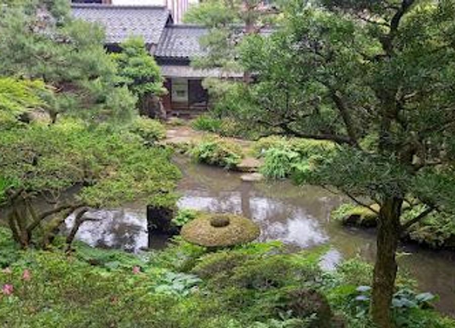 Experience the serene beauty and cultural heritage of Gyokusen-en Nishida Family Garden in Kanazawa, a tranquil retreat for nature lovers and culture enthusiasts alike.