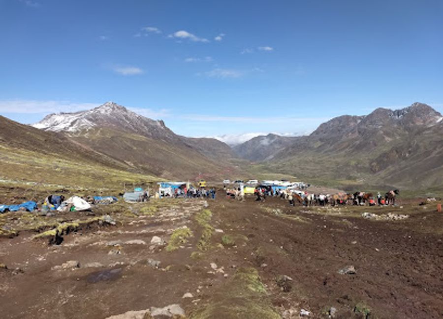 Experience the vibrant beauty of Rainbow Mountain on the Cusipata Trail, a must-visit hiking destination in the captivating Peruvian Andes.