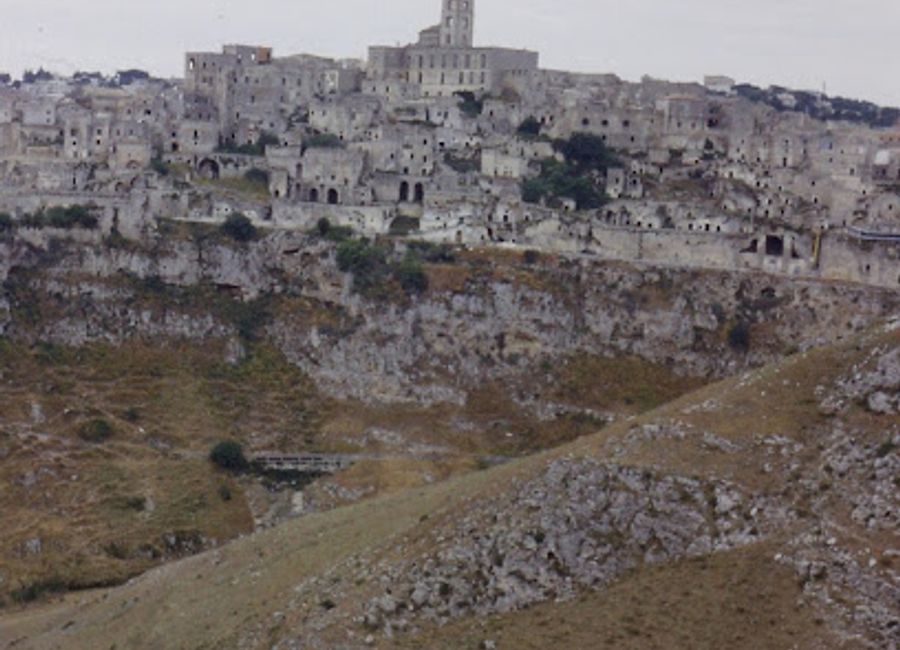 Explore the rich history and serene beauty of Chiesa Rupestre della Madonna della Croce, a must-visit shrine in the stunning city of Matera.