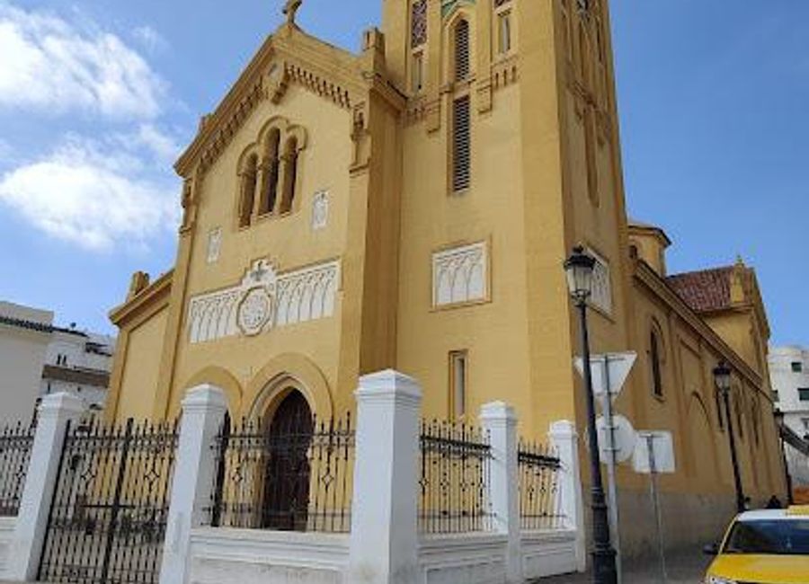 Experience the vibrant culture and history of Tetouan at Place Moulay El Mehdi, a must-visit tourist attraction in Morocco.