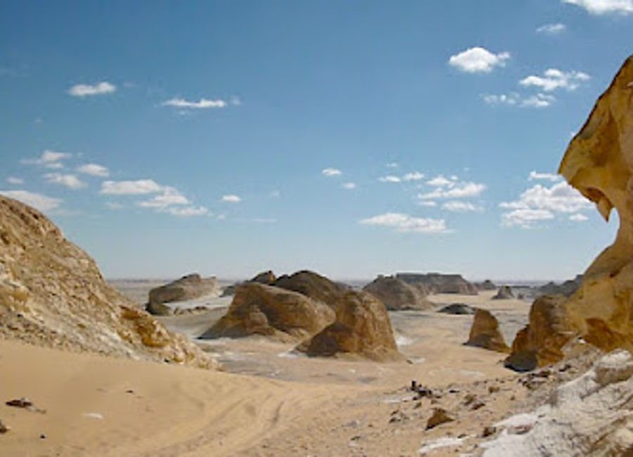 Explore the stunning Al Aqabat Area in Egypt, a captivating blend of natural beauty, rich history, and adventure in the heart of the New Valley Governorate.