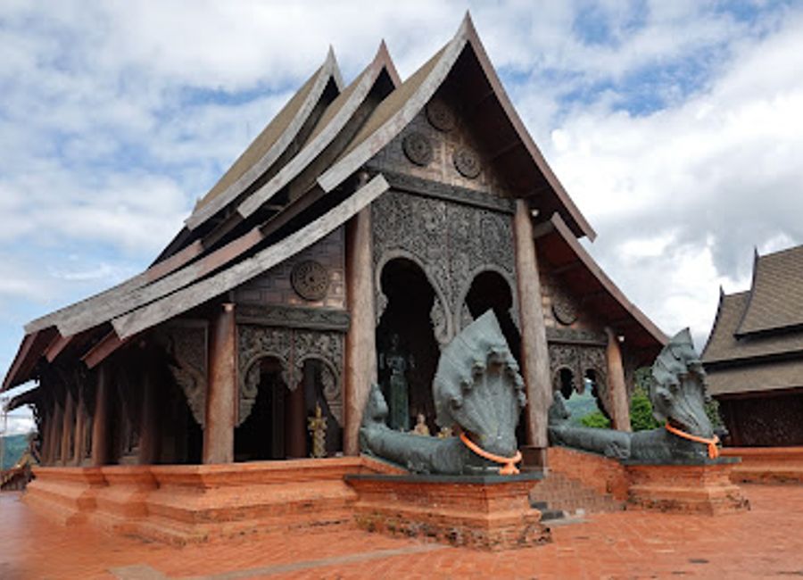 Explore the tranquil beauty and spiritual significance of Wat Somdet Phu Ruea, a hidden gem in Loei, Thailand, perfect for peace and reflection.