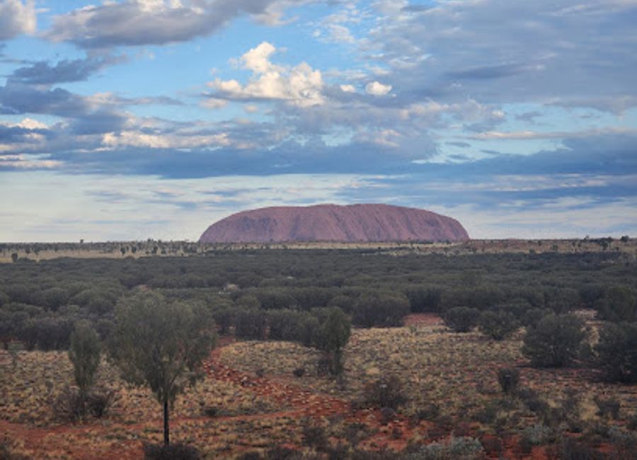 Discover Wintjiri Wiru, where Indigenous culture meets the night sky in a stunning Yulara experience.