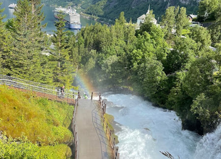 Discover the breathtaking Storseterfossen waterfall in Geiranger, Norway—a must-see natural wonder for every adventurer and nature lover.