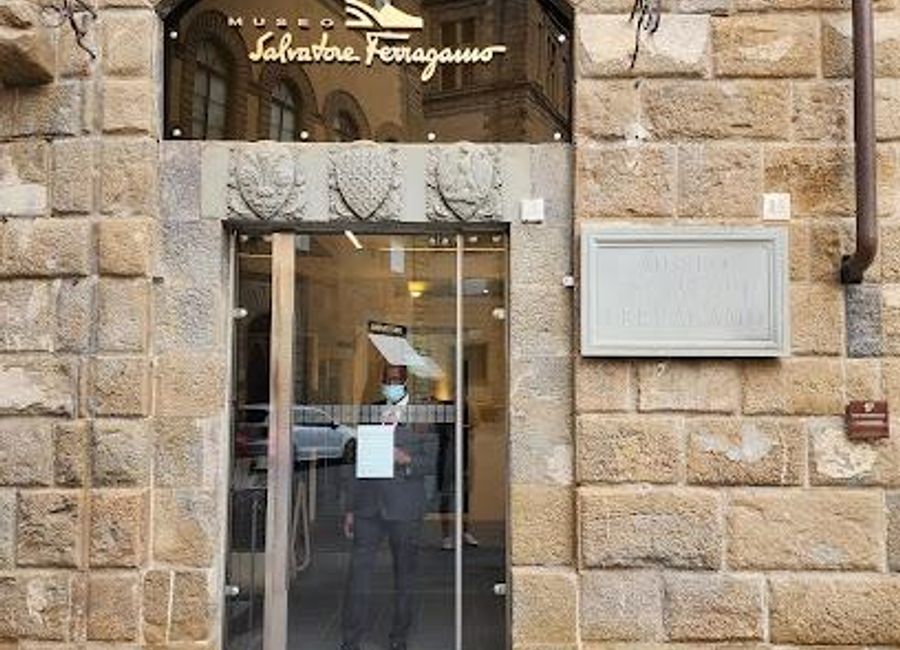 Explore the rich heritage of Italian fashion at Museo Ferragamo, where artistry and elegance come together in the heart of Florence.