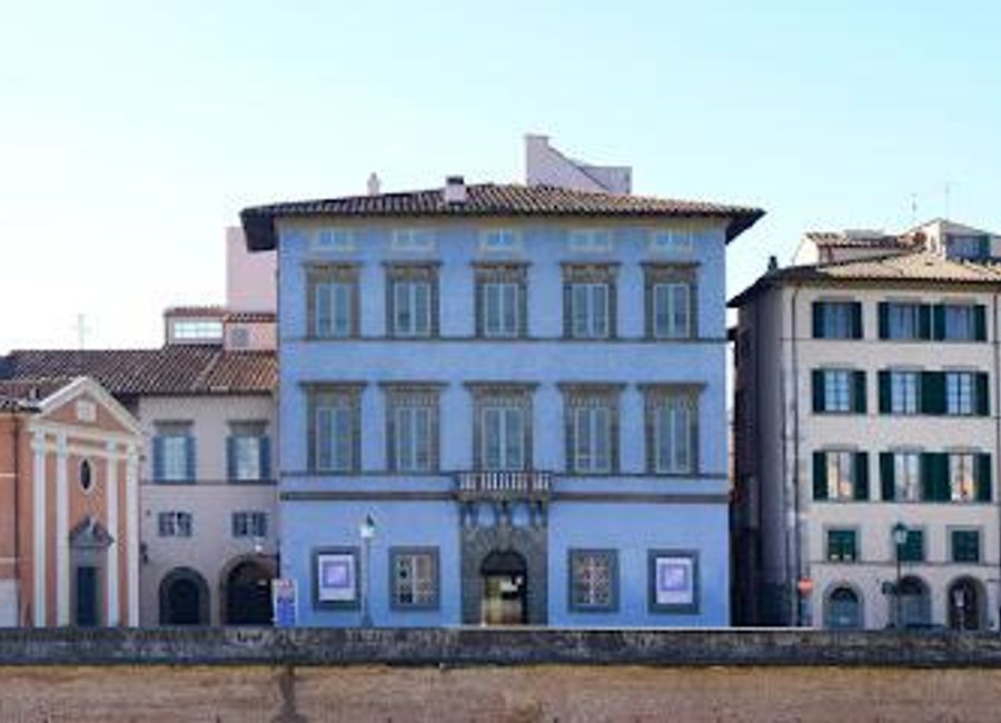 Discover the captivating world of art at Palazzo Blu, Pisa's premier art museum and gallery along the Arno River, celebrating Italian culture and creativity.