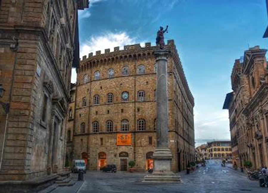 Discover the historical beauty and vibrant culture of Piazza Santa Trinita, a must-see landmark in Florence, Italy.