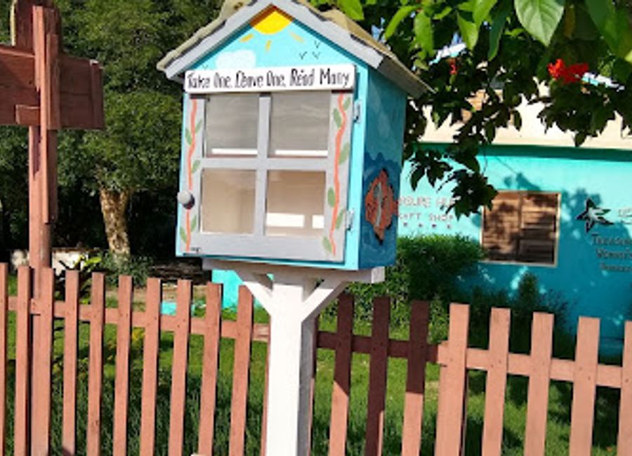 Explore authentic Jamaican crafts and culture at the Treasure Beach Women's Group, where community empowerment meets unforgettable experiences.