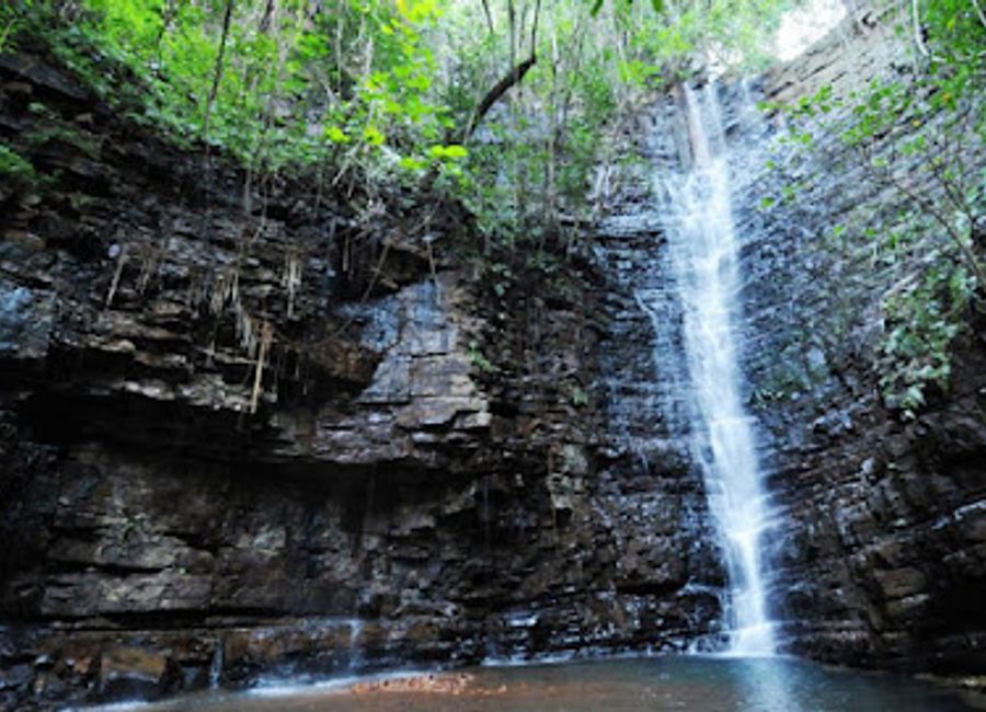 Explore the stunning Dindefelo Waterfall, a serene oasis in Senegal, perfect for adventure seekers and nature lovers alike.