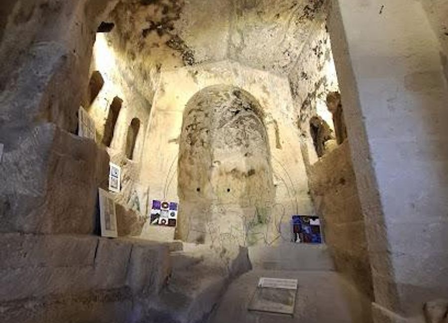 Explore the historic Complesso Rupestre Madonna delle Virtù and San Nicola dei Greci, a stunning rock-hewn complex in Matera filled with art and spirituality.