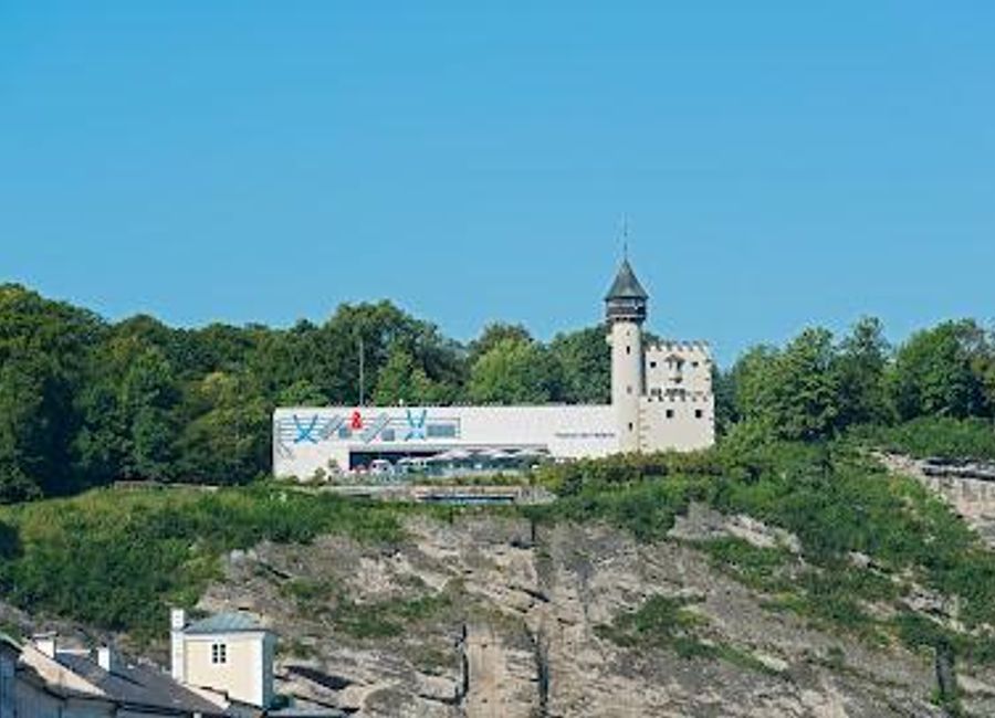 Explore the captivating world of contemporary art at Museum der Moderne Salzburg, where creativity meets breathtaking views.