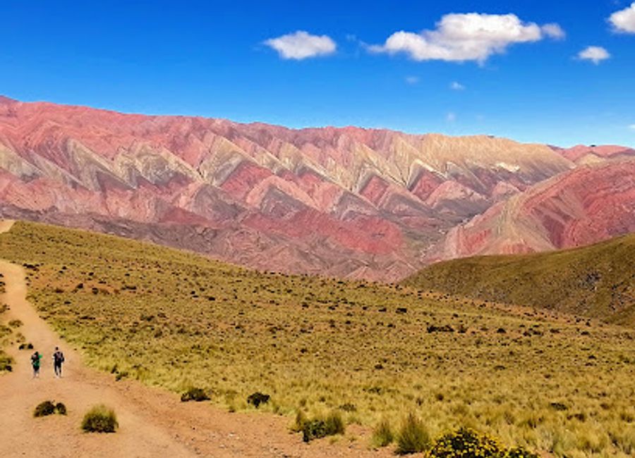 Explore the grandeur of Monumento a los Héroes de la Independencia in Humahuaca, a historical landmark celebrating Argentina's fight for freedom and resilience.
