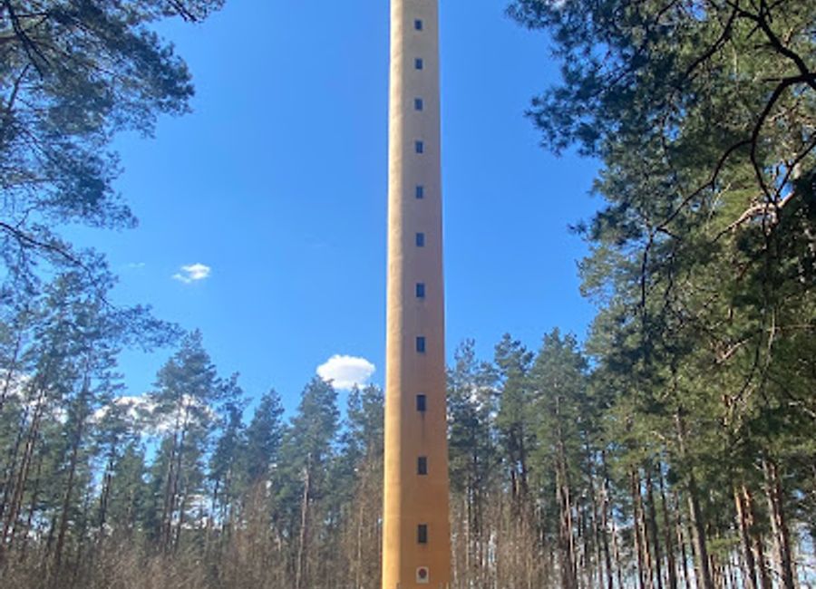 Discover the breathtaking views and rich history at Wysoka Wieża, Poland's stunning natural tower perfect for nature lovers and adventurers alike.