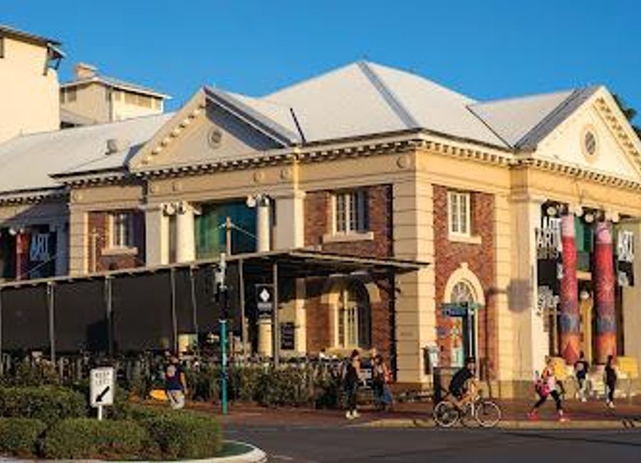 Explore the vibrant Cairns Art Gallery, a cultural gem showcasing contemporary and traditional Australian art in the heart of Cairns.