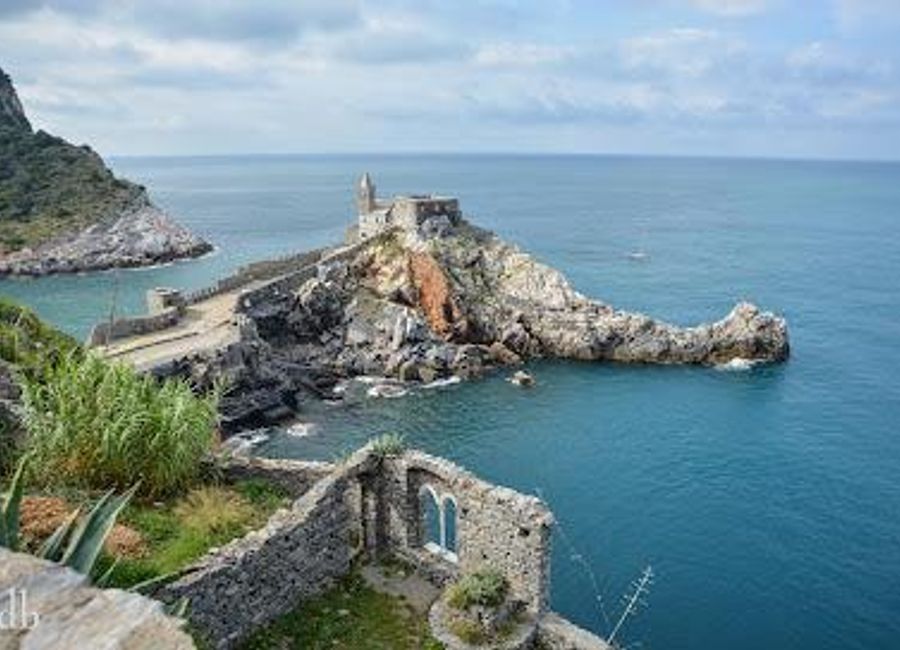 Explore the breathtaking coastal beauty and rich biodiversity of Parco Naturale Regionale di Porto Venere, a must-visit nature preserve in Italy.