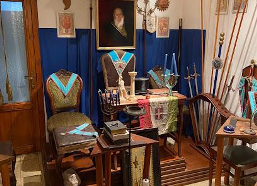 Explore the captivating history of Freemasonry at the Museum of Masonic Symbols in Florence, where secrets and symbols await discovery.