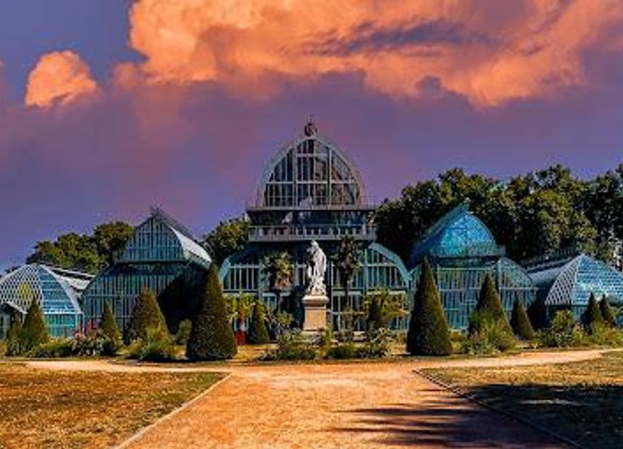 Discover Parc de la Tête d'Or, Lyon's sprawling urban park featuring lush gardens, serene lakes, and a delightful zoo, ideal for nature lovers and families.