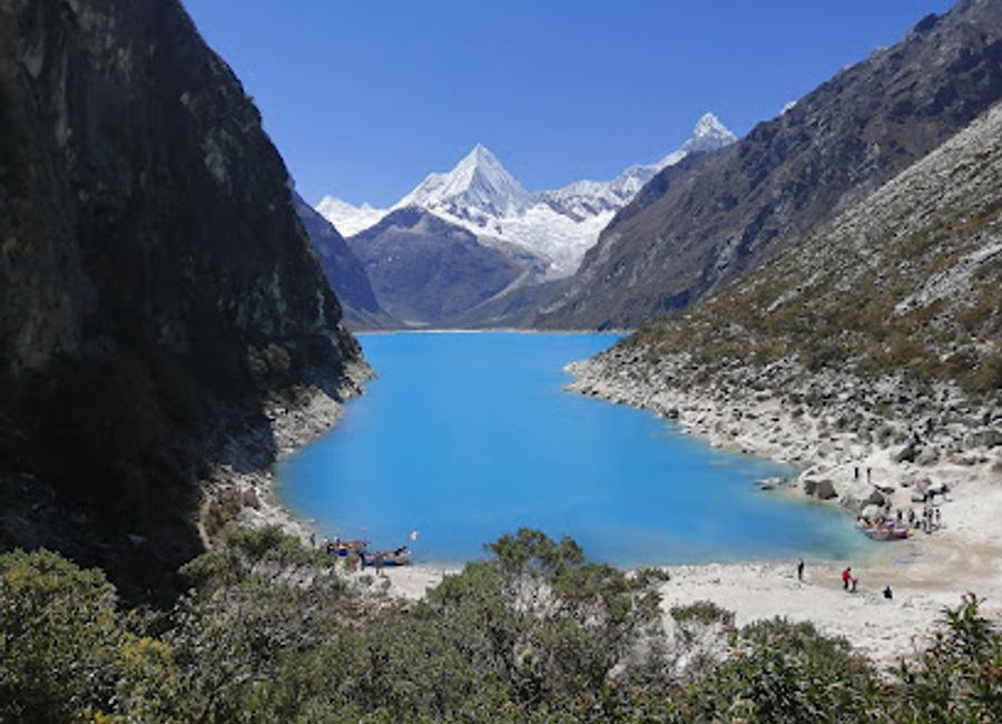 Explore the breathtaking landscapes and rich cultural heritage of Parque Nacional Huascarán, Peru's stunning national park and UNESCO World Heritage site.