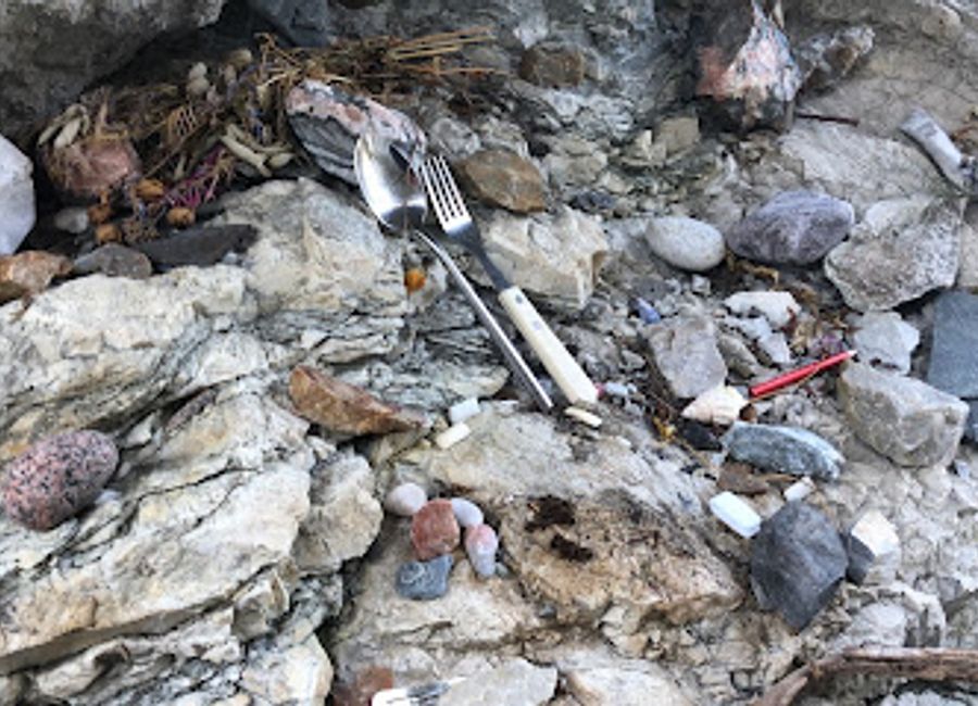 Discover the breathtaking Seidekjerringa in Alta, Norway - a majestic rock formation steeped in Sámi folklore and surrounded by stunning landscapes.