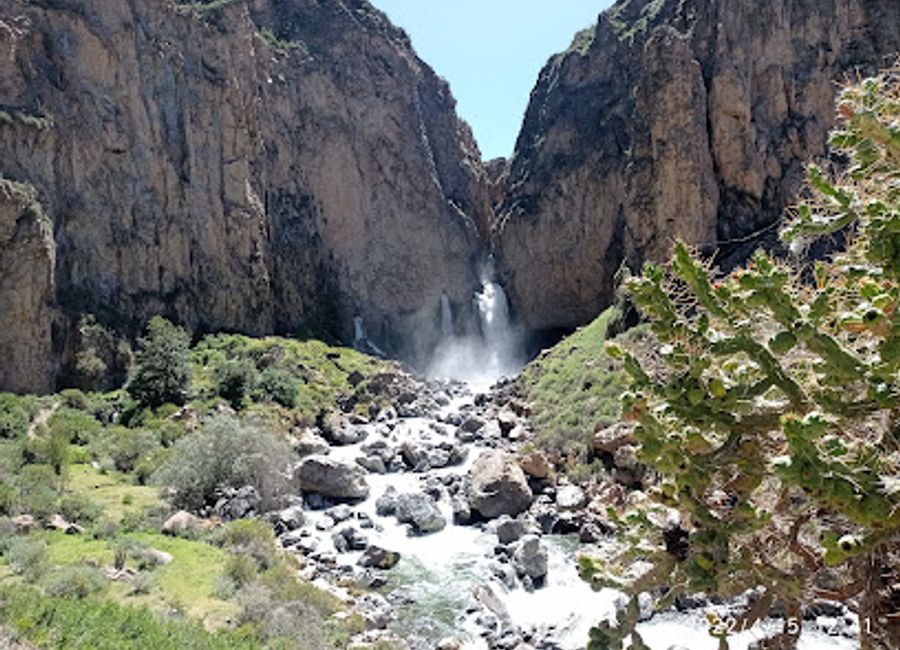 Experience the serene beauty of Catarata Sankillay, a stunning waterfall in Andagua, Peru, perfect for nature lovers and adventure seekers.