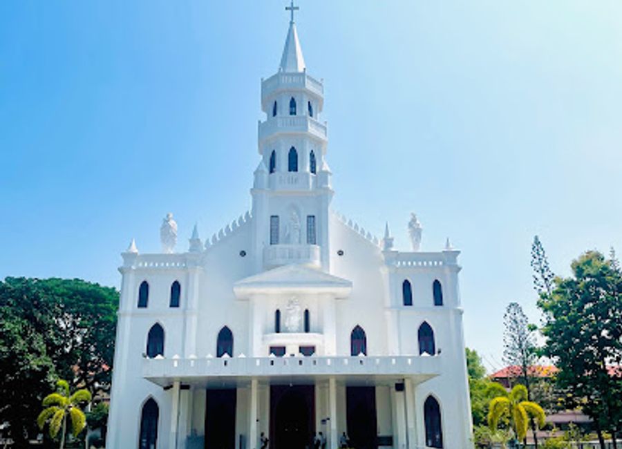 Discover the serene beauty and architectural splendor of Mount Carmel Roman Catholic Cathedral in Alappuzha, a must-visit landmark in Kerala.