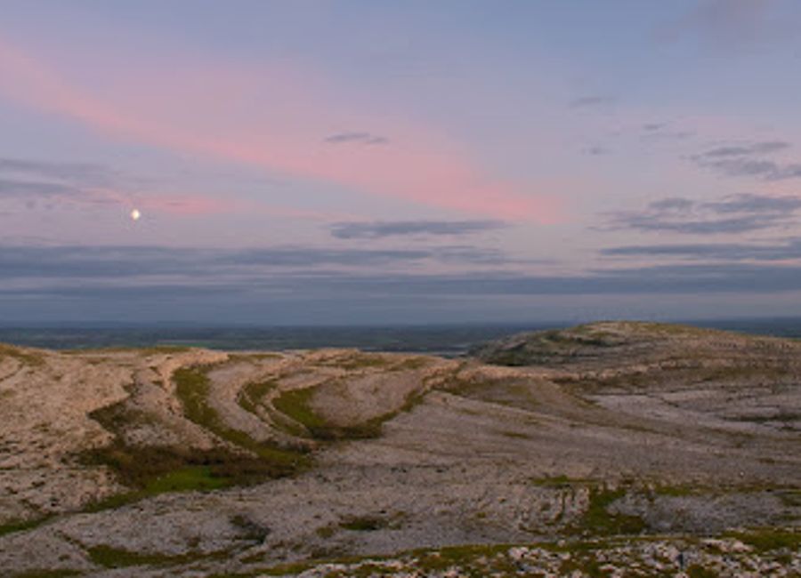 Experience the stunning beauty and rich history of the Burren with Hidden Burren Walks, the ultimate outdoor adventure in County Clare.