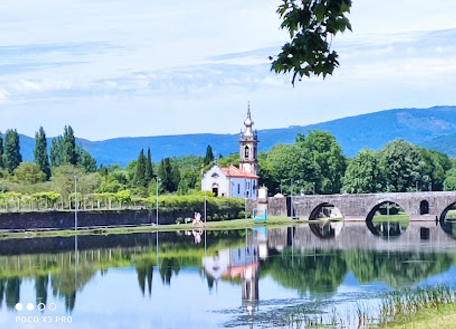 Explore the breathtaking beauty and rich history of Alameda de Ponte de Lima, a serene park ideal for relaxation and cultural experiences.