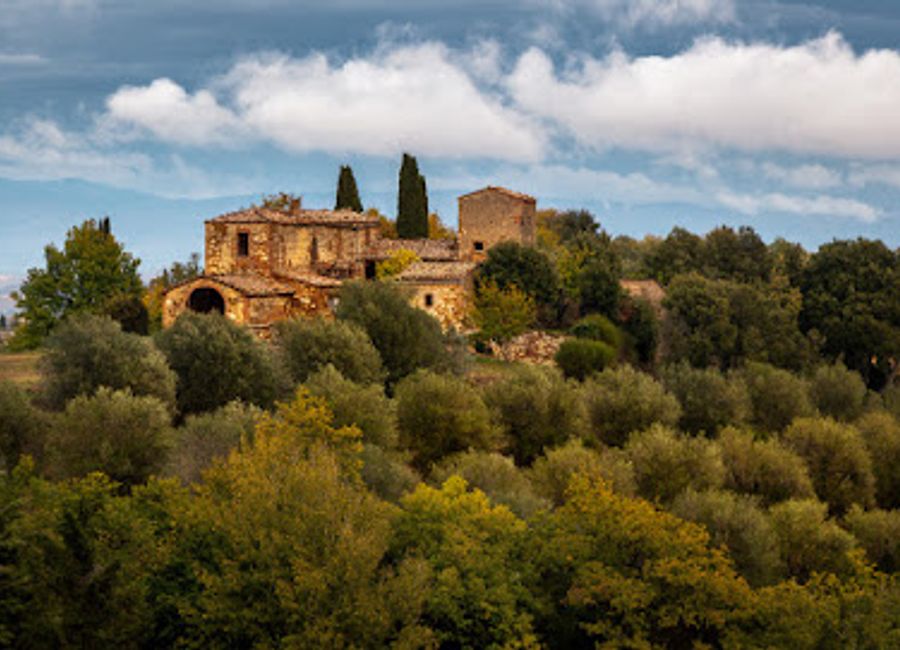 Discover the historic Porta delle Farine in Montepulciano, a gateway that captures the essence of Tuscany's rich cultural heritage and stunning landscapes.
