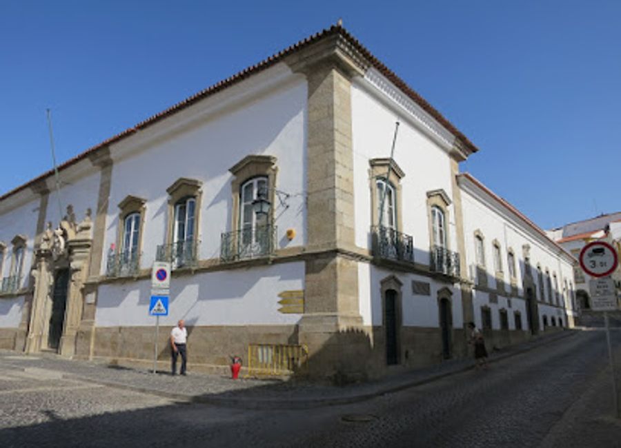 Explore the rich cultural tapestry of Portugal at Centro de Artes Tradicionais in Évora, where traditional arts and crafts come alive.