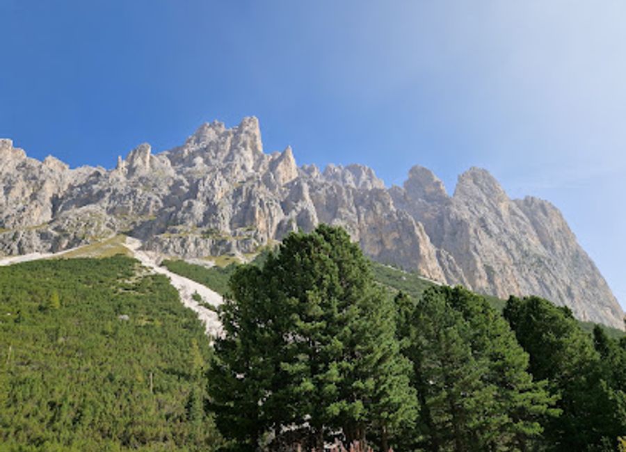 Discover the breathtaking beauty of Cima Uomo, a hidden gem in the Dolomites, perfect for hiking and nature lovers seeking unforgettable alpine experiences.