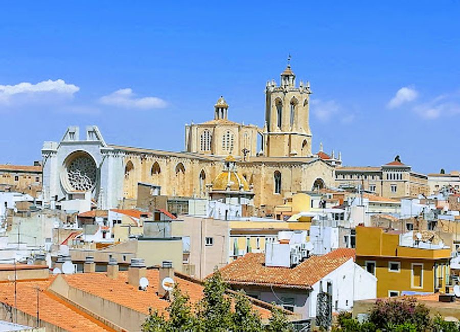 Discover the rich history and architectural beauty of Tarragona at Casa Canals, a captivating museum that brings the past to life.