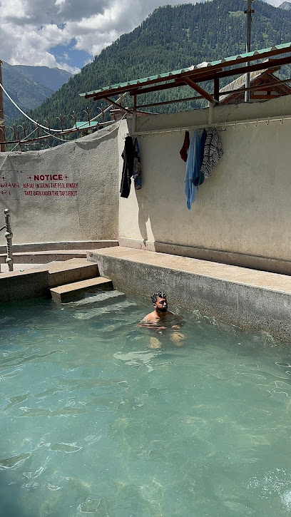 e5d0ae93-0451-4202-b0f9-